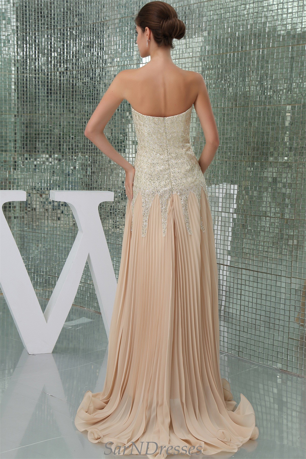 Sequined Champagne Prom Dress Ruffled Boat Neck Sleeveless Prom Dress